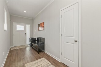 1095 N Findley St in Olathe, KS - Building Photo - Building Photo