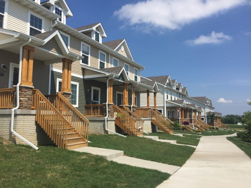 9083 Daisy Dr in West Des Moines, IA - Foto de edificio