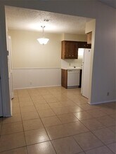 2804 Thrushwood Dr in Austin, TX - Building Photo - Building Photo
