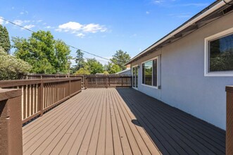 118 Montrose Ct in Folsom, CA - Building Photo - Building Photo