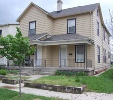 30 Frank St in Dayton, OH - Building Photo