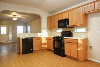 18116 Great Basin Ave in Pflugerville, TX - Building Photo - Building Photo