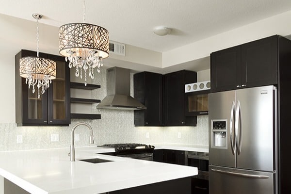 Walkway in Minneapolis, MN - Building Photo - Building Photo