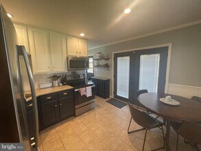 201 Rosemont Dr in Wilmington, DE - Building Photo - Building Photo