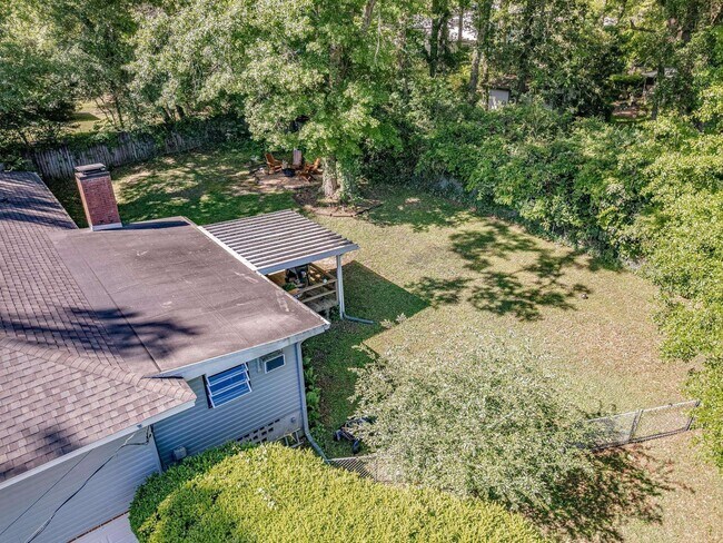 3212 Springdale Dr in Tallahassee, FL - Foto de edificio - Building Photo