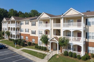 The Columns at Hiram in Hiram, GA - Foto de edificio - Building Photo