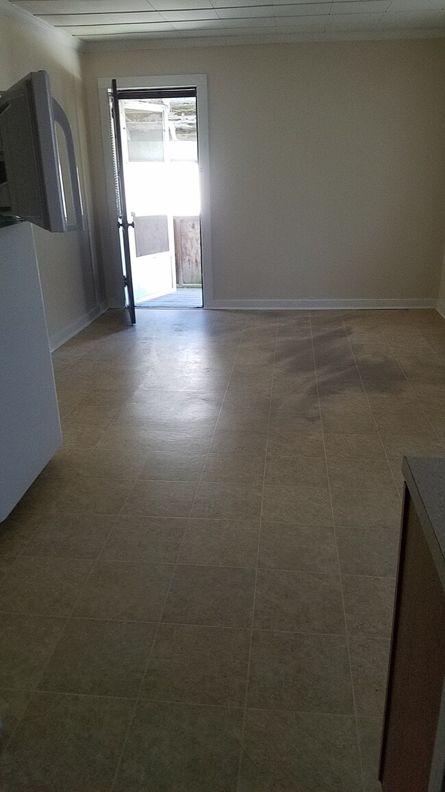 property at 87 Penn Bern Rd