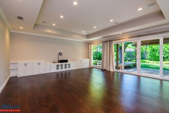 5523 Muir Dr in San Jose, CA - Building Photo - Building Photo