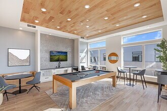 Maxwell Sunnyvale in Sunnyvale, CA - Foto de edificio - Building Photo