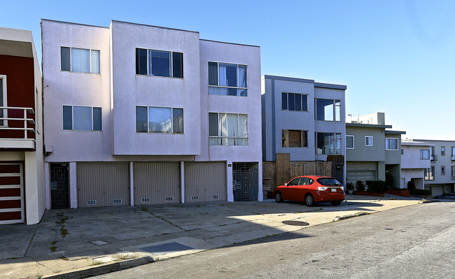 156 Terra Vista Ave in San Francisco, CA - Building Photo - Building Photo