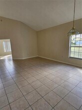 2654 Star Lake View Dr in Kissimmee, FL - Building Photo - Building Photo