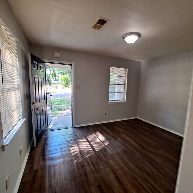 2655 Whitman Ave in Memphis, TN - Building Photo - Building Photo