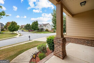 361 Granite Way in Newnan, GA - Foto de edificio - Building Photo