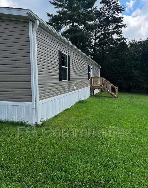 141 David Dr in Eden, NC - Building Photo - Building Photo