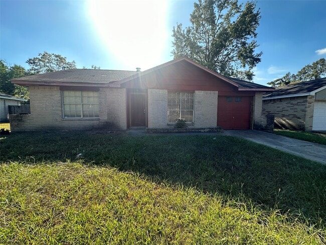property at 14846 Waterside Dr