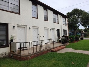 7301 Capitol St in Houston, TX - Building Photo - Building Photo