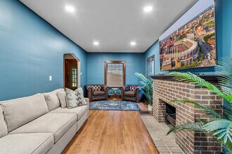 1818 Frazer Ave NW in Canton, OH - Building Photo - Building Photo