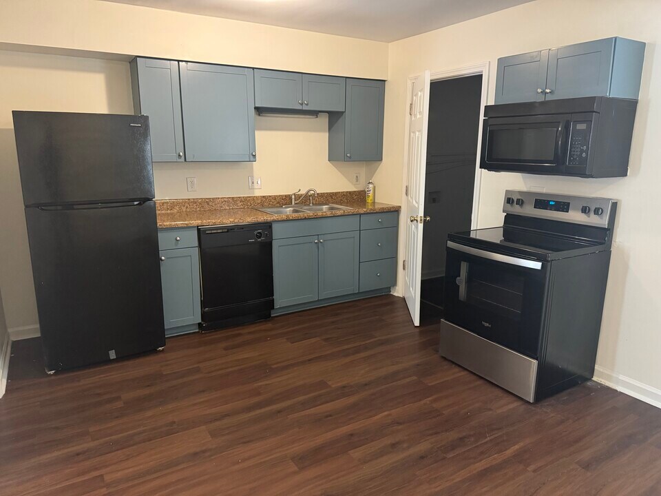 7591 Hunters Ridge Ln in North Charleston, SC - Foto de edificio