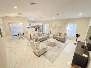 1330 28th Ave in Vero Beach, FL - Building Photo - Building Photo