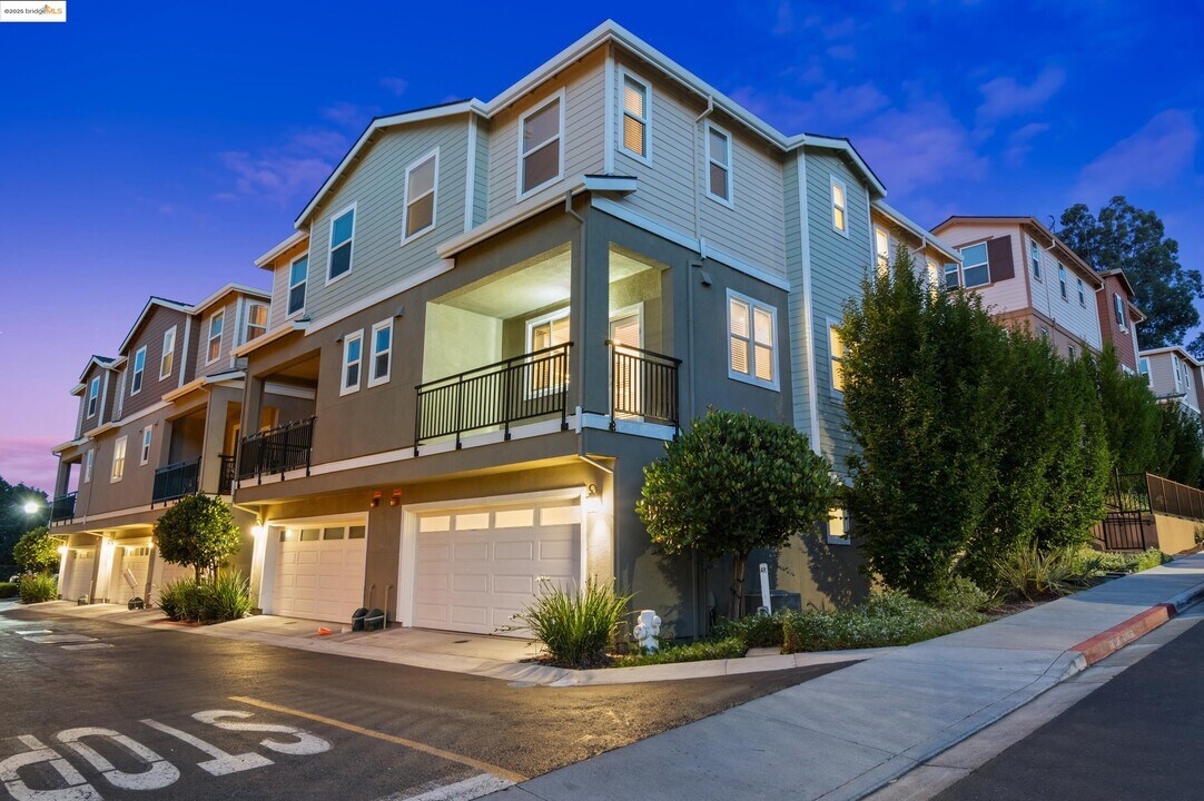 701 Tierney Pl in Martinez, CA - Building Photo