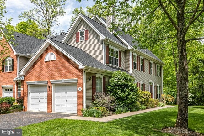 21 Campbell Woods Way in Princeton, NJ - Building Photo - Building Photo