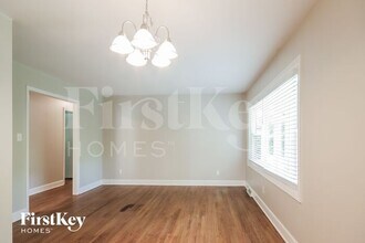 7031 Ridgebrook Dr in Charlotte, NC - Building Photo - Building Photo