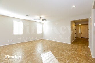 7756 W Glass Ln in Phoenix, AZ - Foto de edificio - Building Photo