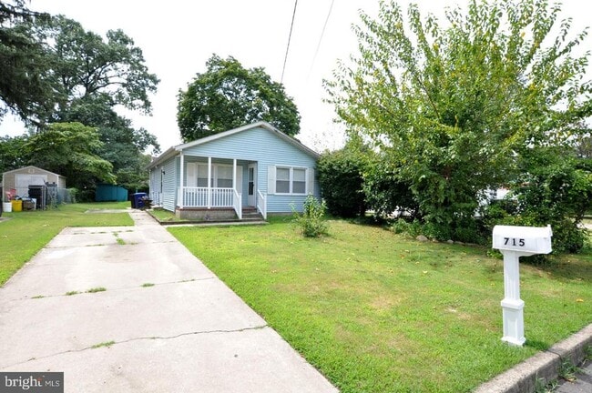 715 S Read St in Cinnaminson, NJ - Building Photo - Building Photo