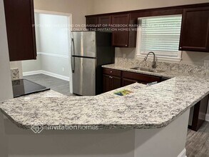 2346 Somerset Rd in Jacksonville, FL - Foto de edificio - Building Photo