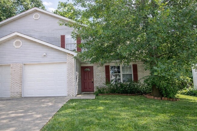 property at 5567 Pinehurst Ln