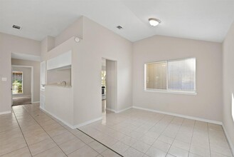 17514 Lobo Trail in Houston, TX - Building Photo - Building Photo