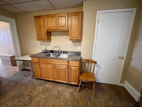 19 Enon Wy in Pittsburgh, PA - Building Photo - Building Photo