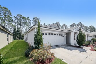 86090 Railway Pl in Yulee, FL - Building Photo - Building Photo