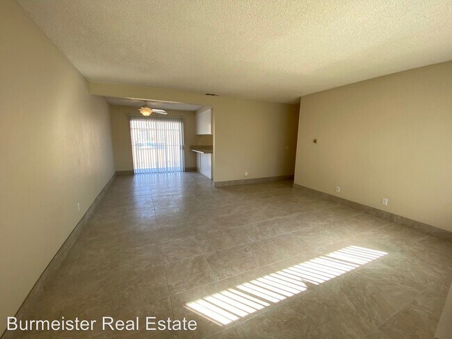 1242 Monique Ct in Vista, CA - Building Photo - Building Photo