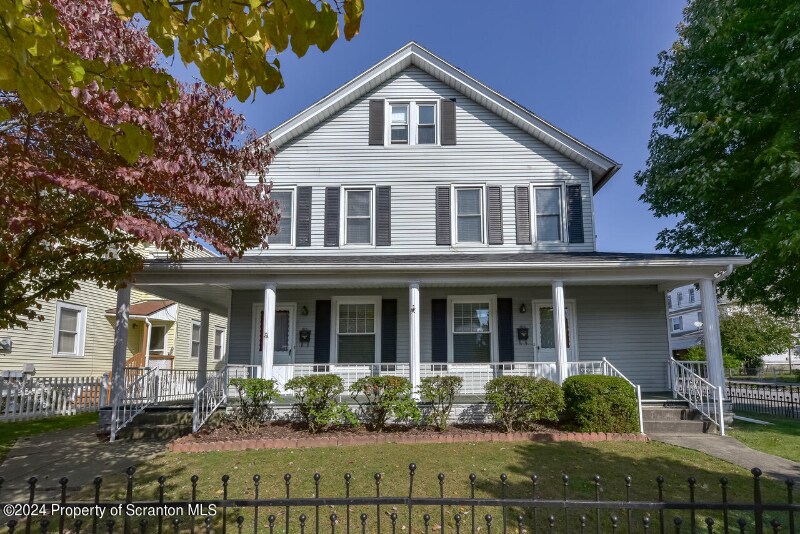1502 Price St-Unit -1504 in Scranton, PA - Building Photo