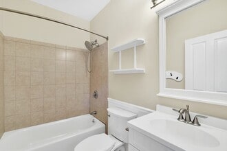 35 South St in Medfield, MA - Building Photo - Building Photo