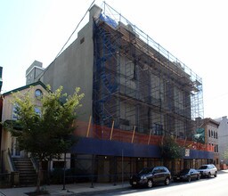 520 Palisade Ave in Jersey City, NJ - Building Photo - Building Photo