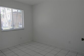17278 SW 139th Ct in Miami, FL - Building Photo - Building Photo
