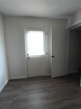 4000 SE 10th Pl in Del City, OK - Building Photo - Building Photo