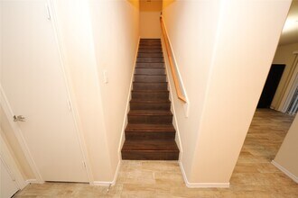 12620 Rio Bravo St in Rosharon, TX - Building Photo - Building Photo