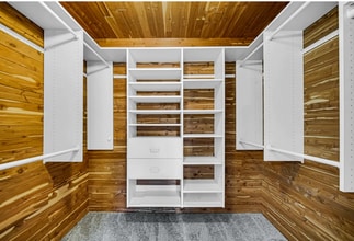 212 Timrick Dr in Munster, IN - Building Photo - Building Photo