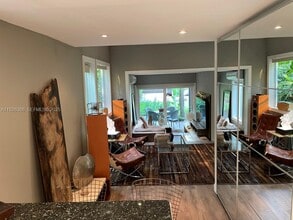 2654 SW 25th Ter in Miami, FL - Building Photo - Building Photo