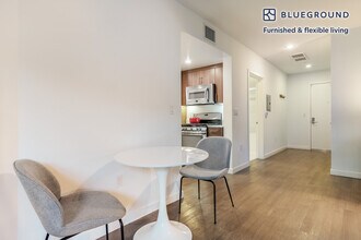 375 N La Cienega Blvd-Unit -FL4-ID225 in West Hollywood, CA - Foto de edificio - Building Photo