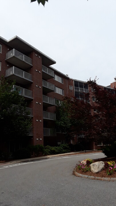 1300 Worcester Rd, Unit 1 in Framingham, MA - Building Photo