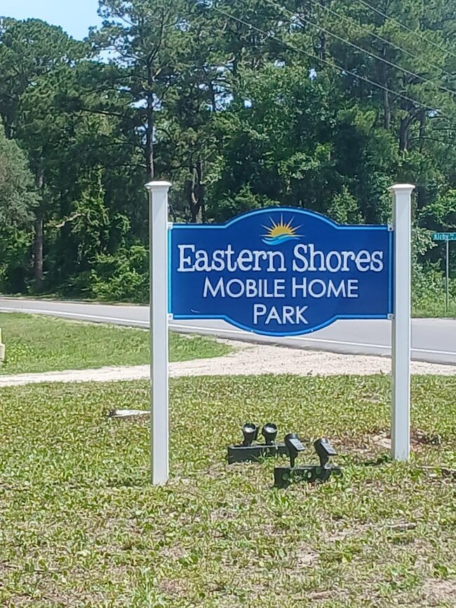 1860 Holden Beach Rd SW in Supply, NC - Building Photo - Building Photo