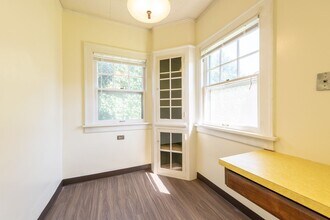3426 NE US Grant Pl in Portland, OR - Building Photo - Building Photo