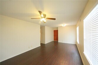 1903 E 20th St in Austin, TX - Building Photo - Building Photo