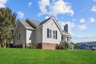 5332 Cottage Bluff Ln in Knightdale, NC - Building Photo - Building Photo