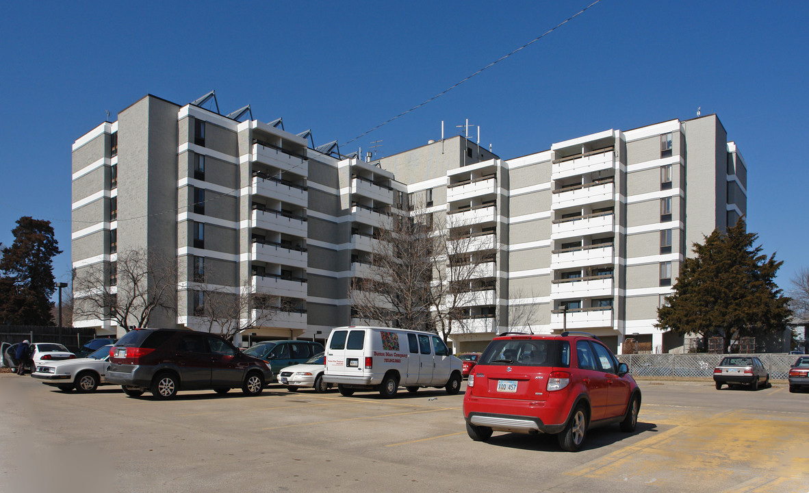 Babcock Place in Lawrence, KS - Building Photo