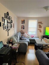 5 Clyde St, Unit 1 in Somerville, MA - Building Photo - Building Photo